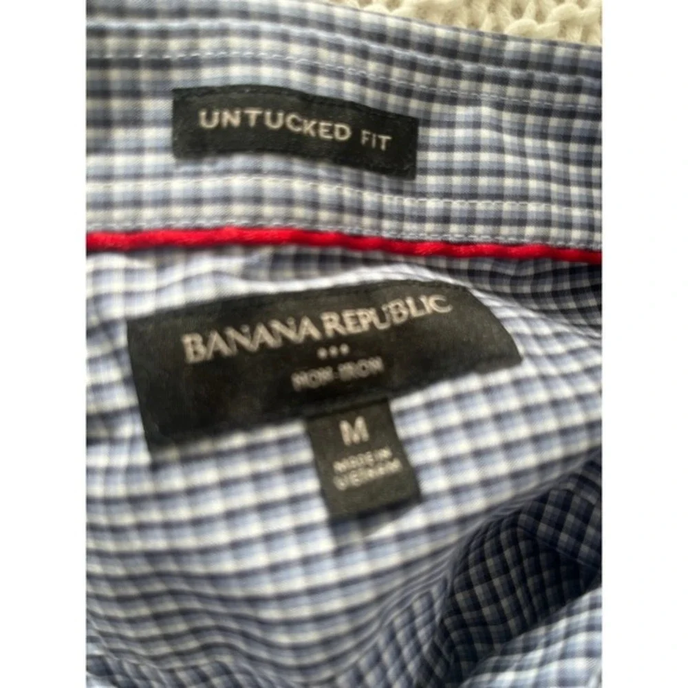 Banana Republic Untucked Fit Gingham Shirt M 100% Cotton Non-Iron Button Down‎